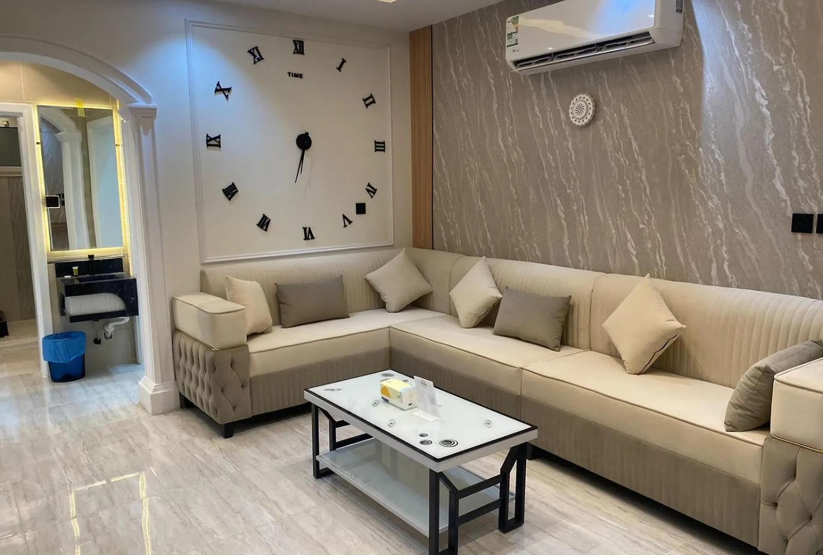 Fhr للشقق المفروشة Medina 0*,